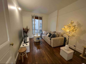 Cosy Haussmannien appartement